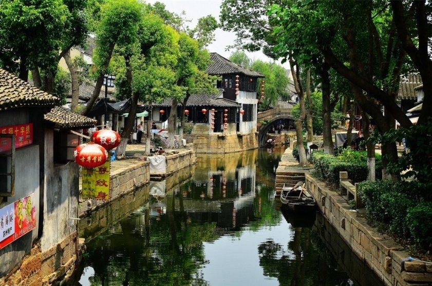竞技游戏